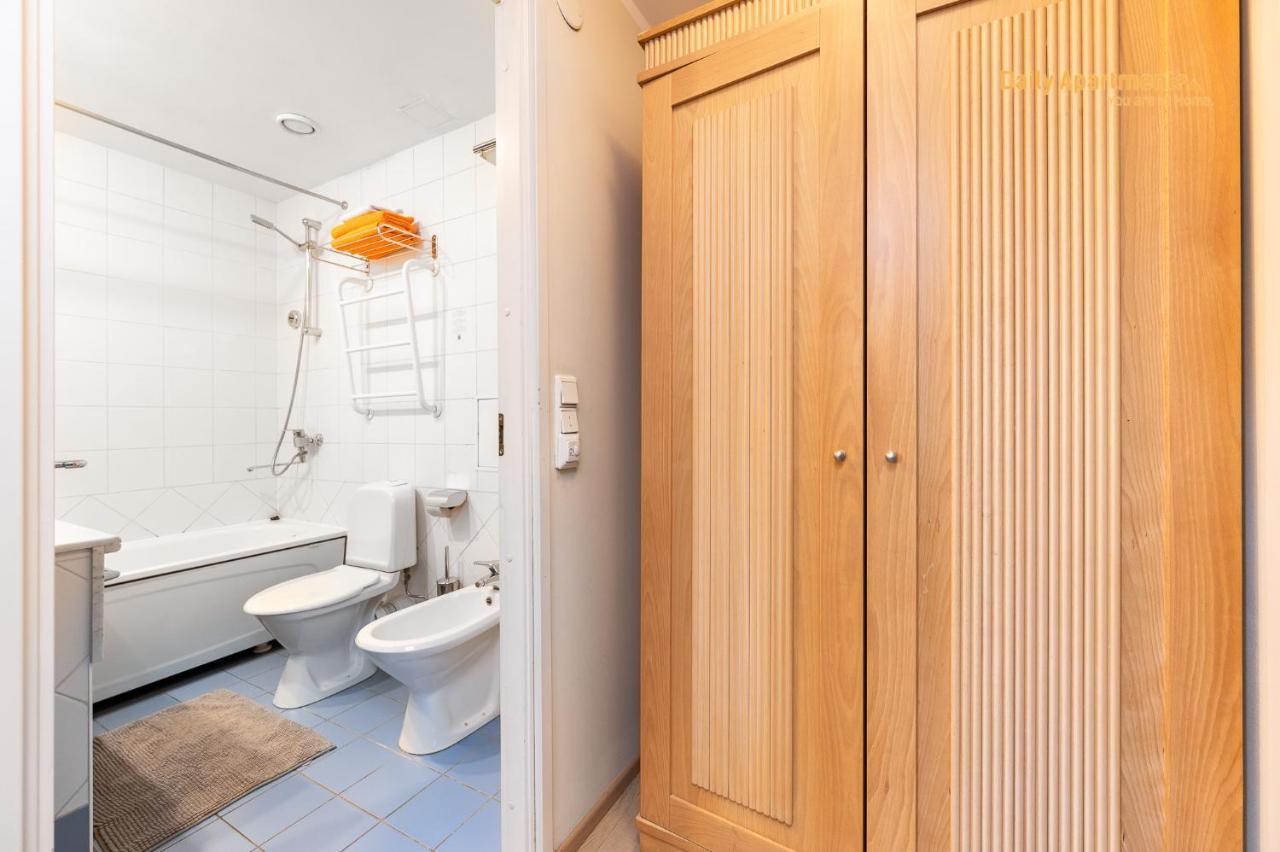 Daily Apartments - Apartment With Bath Tallin Exterior foto